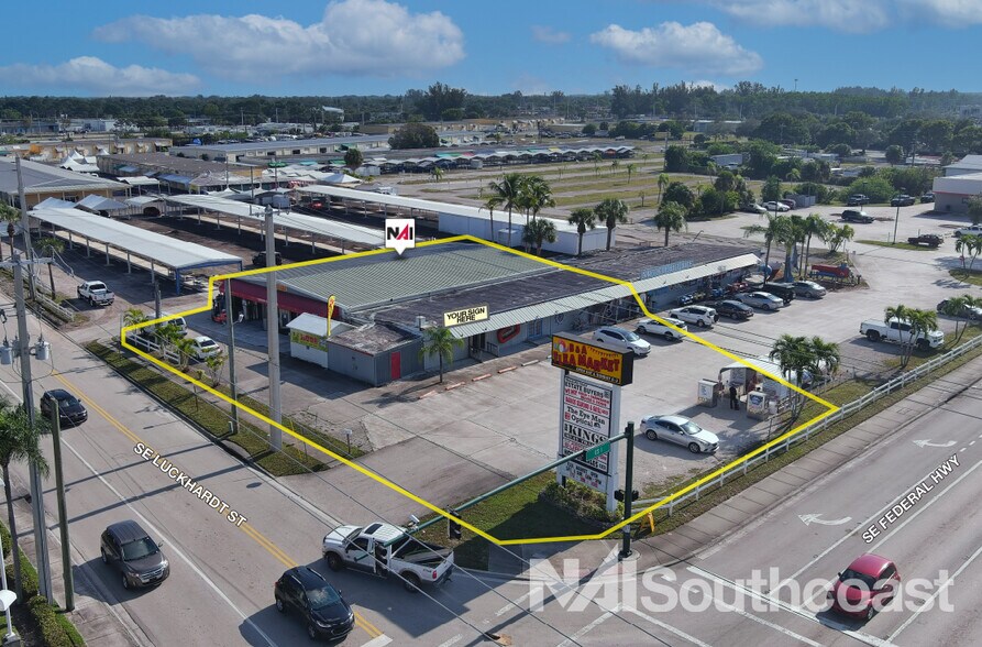 2885 SE Federal Hwy, Stuart, FL à louer - Photo de l’immeuble – Image 1 sur 8