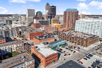 120 2nd Ave, Des Moines, IA - Vue aérienne  vue de carte - Image1