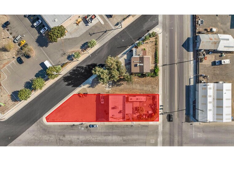 100 1st St, Coalinga, CA à vendre - Photo de l’immeuble – Image 3 sur 35