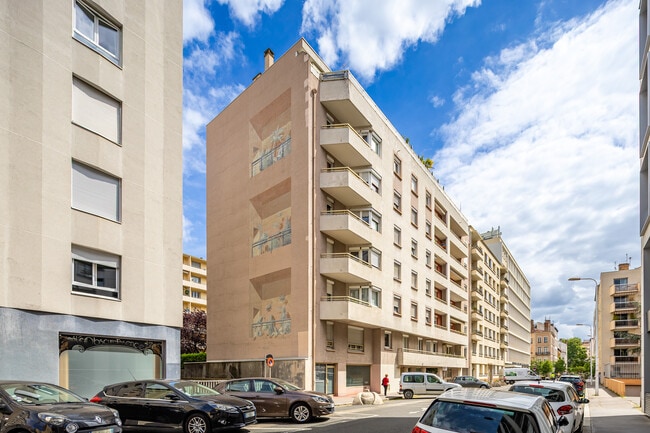 Plus de détails pour 65 Rue Louis Blanc, Lyon - Local commercial à vendre