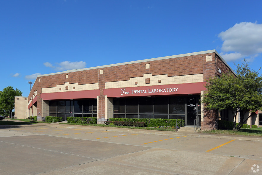 3158 S 108th East Ave, Tulsa, OK à louer - Photo de l’immeuble – Image 3 sur 7