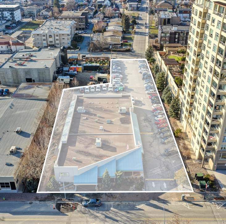 101 Martin St and 98 Winnipeg St portefeuille de 1 biens à vendre sur LoopNet.fr Photo principale– Image 1 sur 2