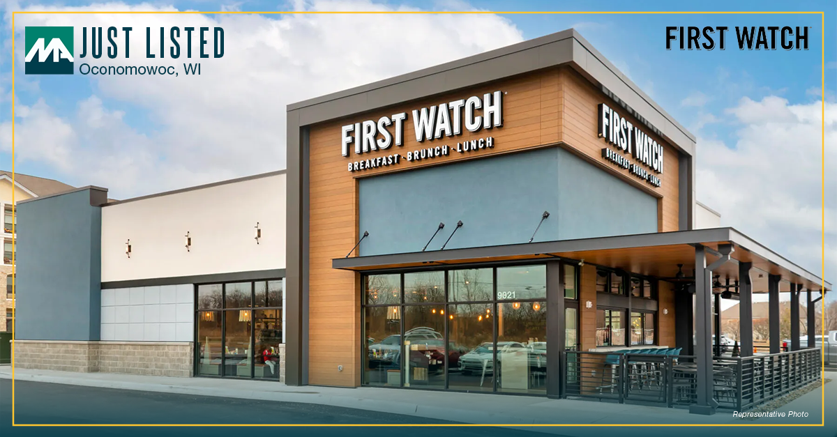 1295 Olympia Fields Dr, Oconomowoc, WI à vendre Photo principale– Image 1 sur 15