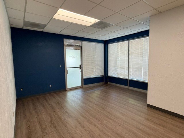 242 Church St SE, Salem, OR à louer - Photo de l’immeuble – Image 3 sur 9