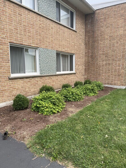 7412-7418 Olian Dr, Hazelwood, MO à vendre - Photo de l’immeuble – Image 3 sur 56