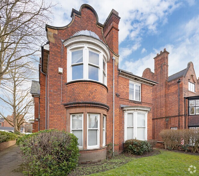 13 The Ave, Lincoln à vendre - Photo de l’immeuble – Image 2 sur 5