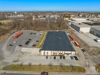 Plus de détails pour 90 E Lakeview Dr, Littlestown, PA - Industriel/Logistique à vendre