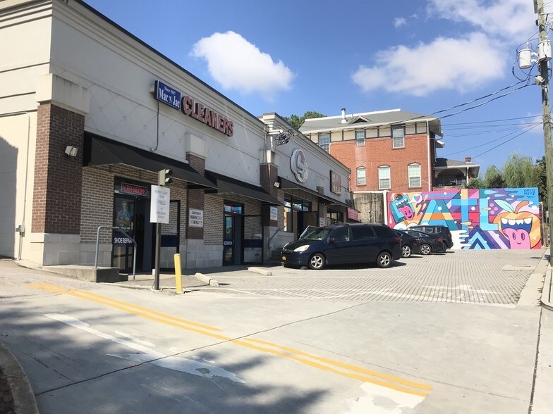 533 Ponce de Leon Ave NE, Atlanta, GA à louer - Photo de l’immeuble – Image 3 sur 6