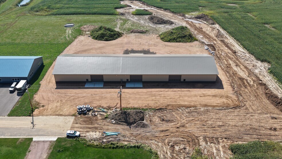 10 Opportunity Dr, Abbotsford, WI à louer - Photo de l’immeuble – Image 3 sur 17