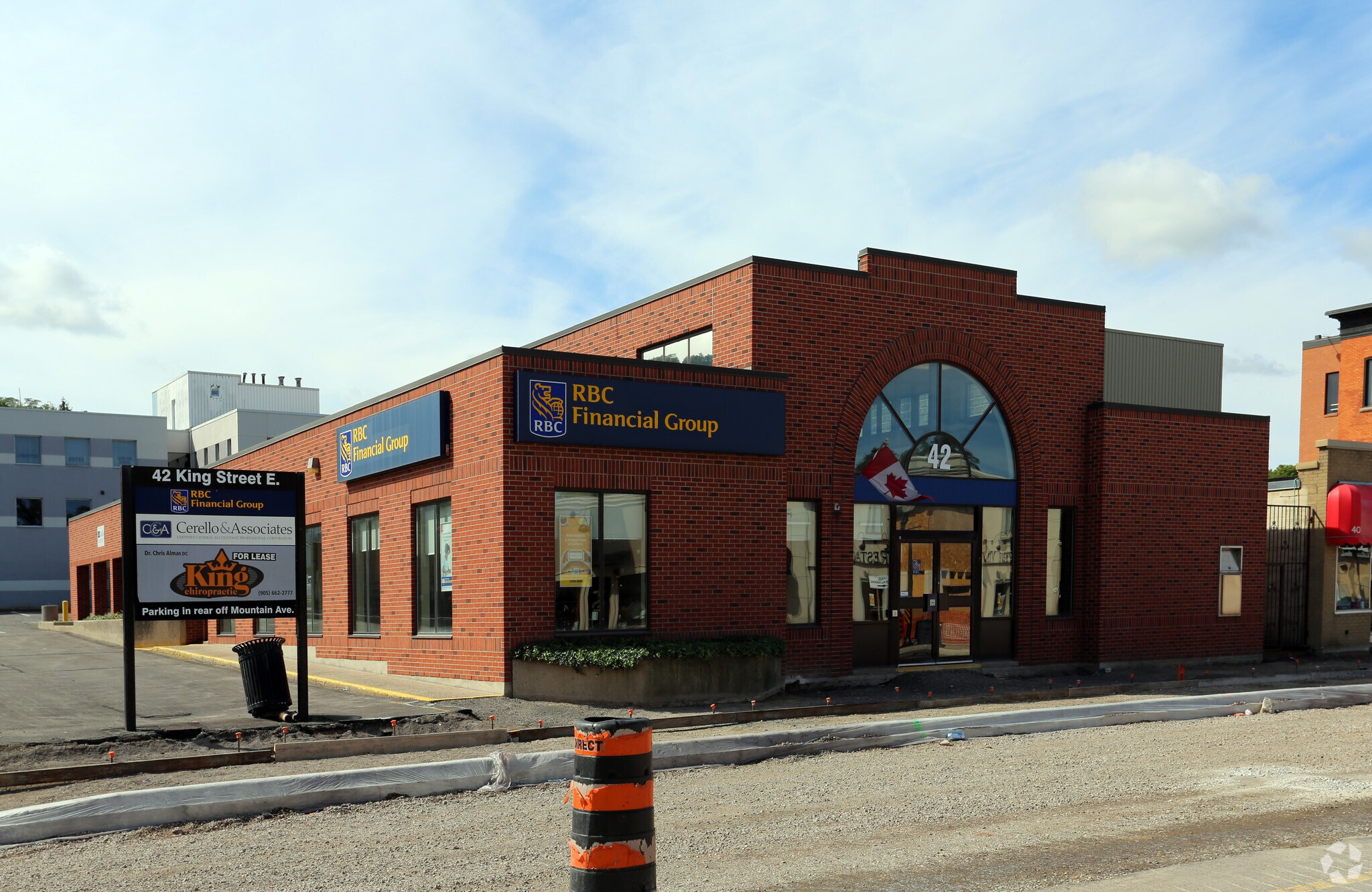 42 King St E, Stoney Creek, ON à louer Photo principale– Image 1 sur 6