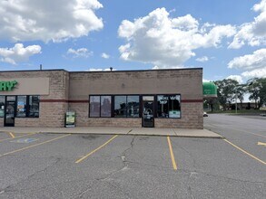 421 W Washington St, Brainerd, MN à louer Photo intérieure– Image 2 sur 10
