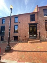 1000-1010 Wisconsin Ave NW, Washington, DC à louer Photo de l’immeuble– Image 1 sur 8