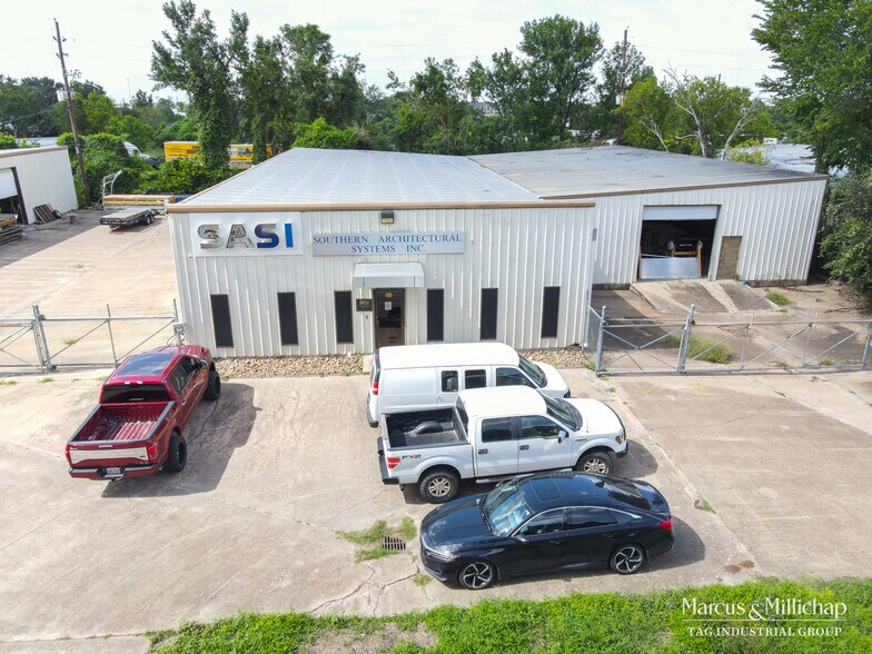 10038 Talley Ln, Houston, TX à louer - Photo de l’immeuble – Image 3 sur 7