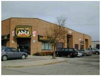 1225 Gorham St, Newmarket, ON à vendre - Photo de l’immeuble – Image 2 sur 5