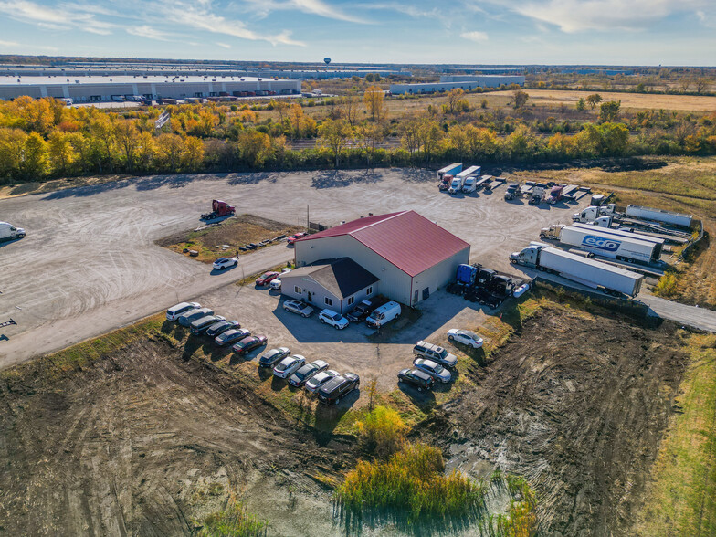 25109 Lorenzo Rd, Wilmington, IL à vendre - Photo de l’immeuble – Image 3 sur 12