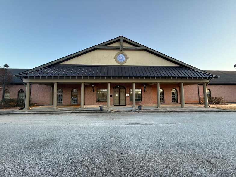 1949 Highway 81, Loganville, GA à louer - Photo de l’immeuble – Image 1 sur 2