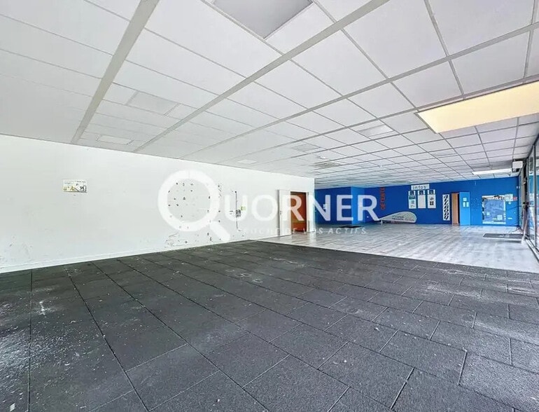 Local commercial dans Montluçon à louer - Photo intérieure – Image 2 sur 6