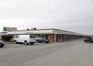 Plus de détails pour 90 Signet Dr, Toronto, ON - Local d'activités à louer