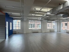 263 W 38th St, New York, NY à louer Photo intérieure– Image 1 sur 5