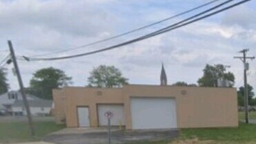 211 W Main St, Russia, OH à vendre Photo principale– Image 1 sur 36