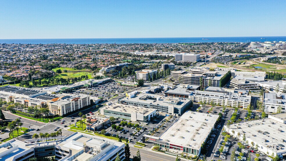 2221 Rosecrans Ave, El Segundo, CA à louer - Photo de l’immeuble – Image 3 sur 35