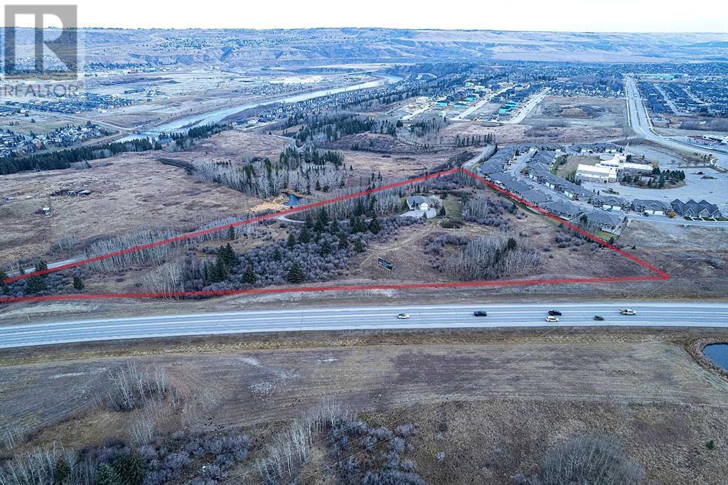 42085 River Heights Ln, Cochrane, AB à vendre Photo de l’immeuble– Image 1 sur 6