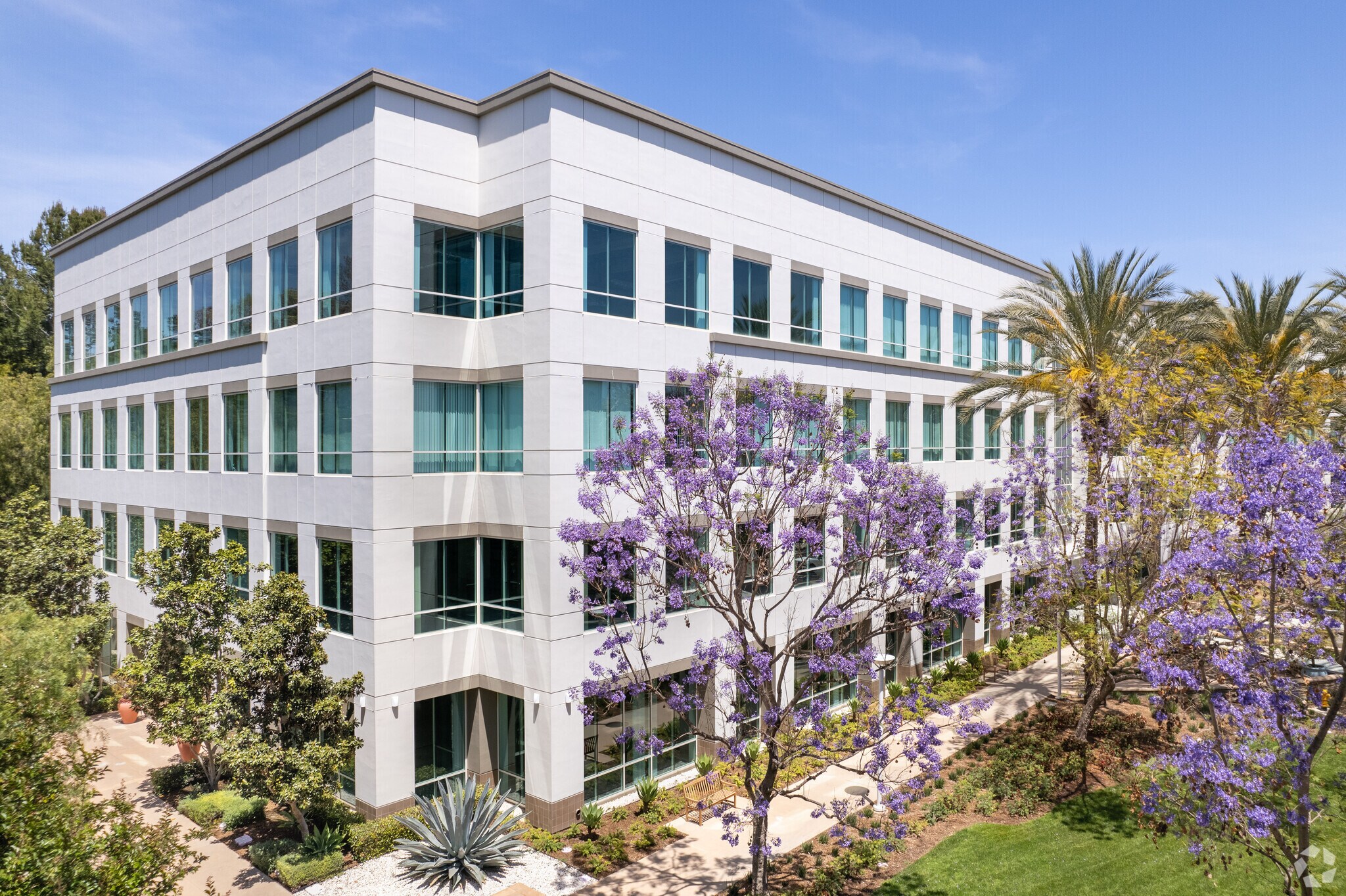 30 Enterprise, Aliso Viejo, CA à louer Photo de l’immeuble– Image 1 sur 5