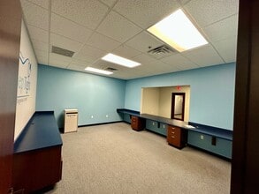 28533 Spring Trails Rdg, Spring, TX à louer Photo intérieure– Image 2 sur 7