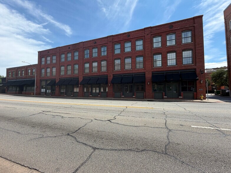 100-110 W 2nd Ave, Rome, GA à louer - Photo principale – Image 1 sur 12