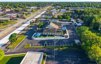 4810 Rochester Rd, Troy, MI - Vue aérienne vue de carte - Image1