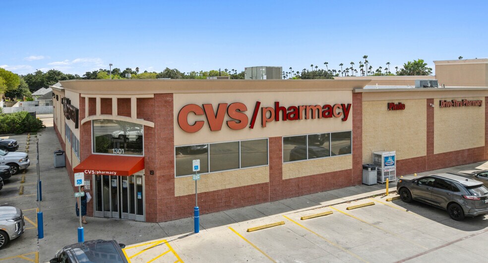 1301 S Cage Blvd, Pharr, TX à vendre - Photo de l’immeuble – Image 3 sur 5