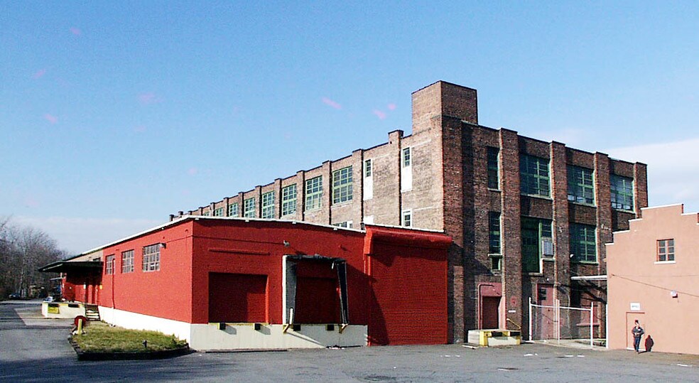 1435 51ST St, North Bergen, NJ à louer - Autre – Image 2 sur 9