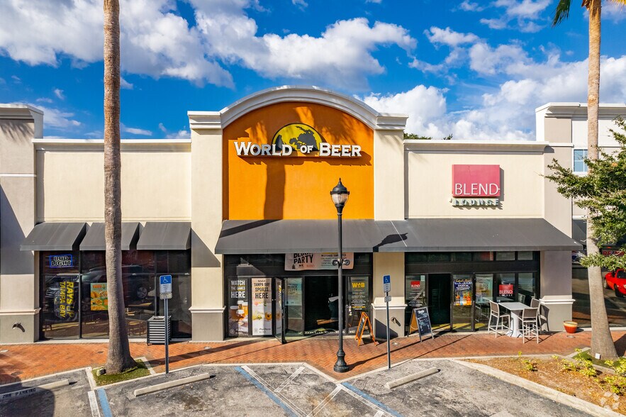 9520-9532 W Linebaugh Ave, Tampa, FL à vendre - Photo de l’immeuble – Image 3 sur 8