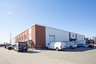 Plus de détails pour 10-12 First Ave, Somerville, MA - Industriel/Logistique à louer