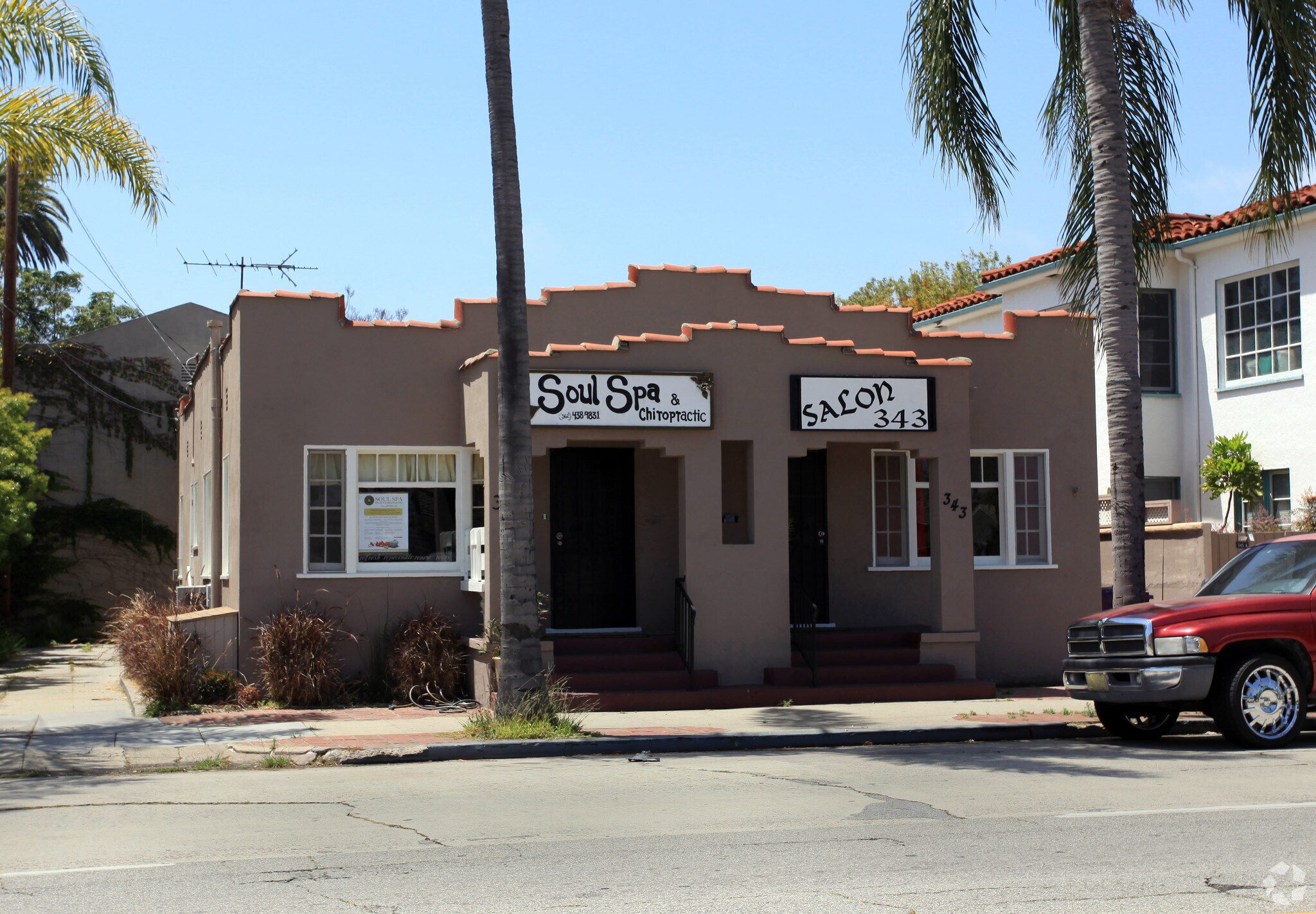 341-343 Redondo Ave, Long Beach, CA à louer Photo principale– Image 1 sur 3