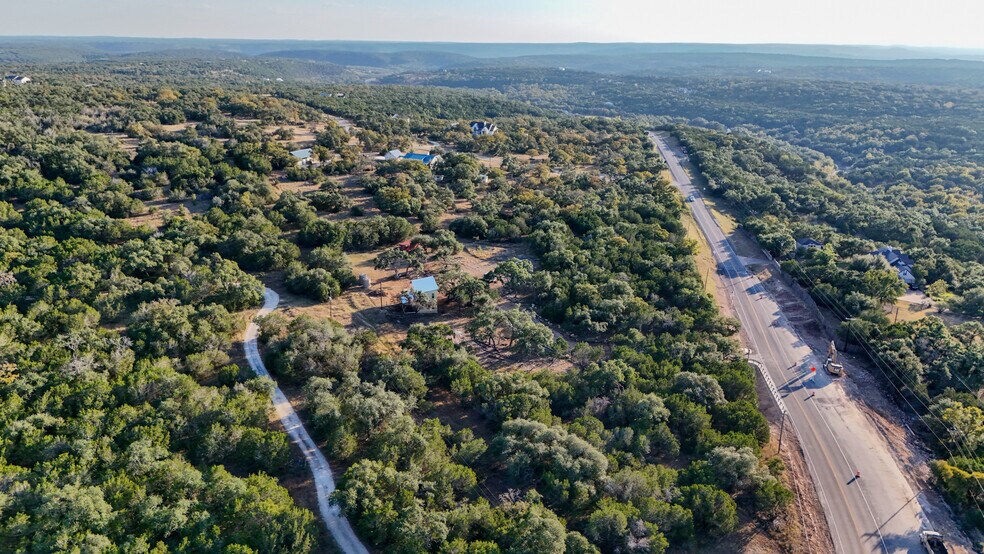 5154 Old Kyle Rd, Wimberley, TX à vendre - Photo de l’immeuble – Image 2 sur 8