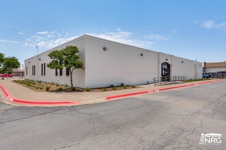 2402 W Wall St, Midland, TX à louer Photo intérieure– Image 1 sur 1