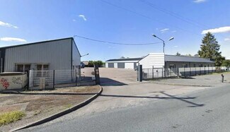 Plus de détails pour Local d'activités à louer