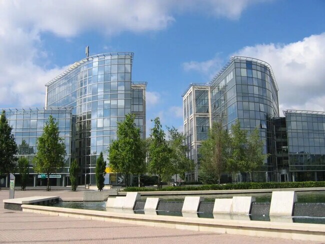 Plus de détails pour 9 Allée Des Impressionnistes, Villepinte - Bureau à vendre