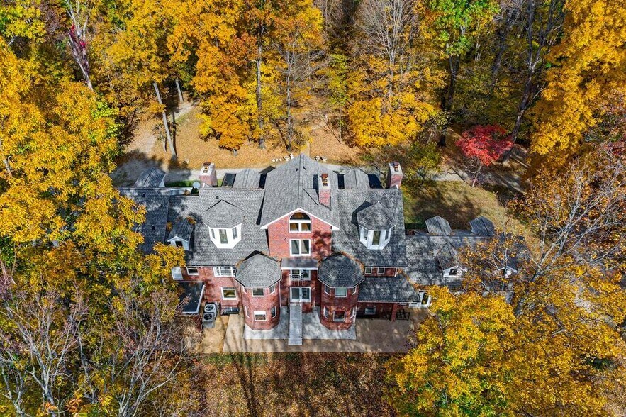 6211 Rocky Point Rd, Cookeville, TN à vendre - Photo de l’immeuble – Image 2 sur 90