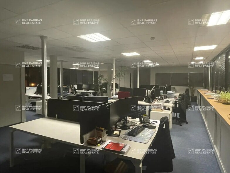 Bureau dans Rennes à vendre - Photo de l’immeuble – Image 3 sur 9