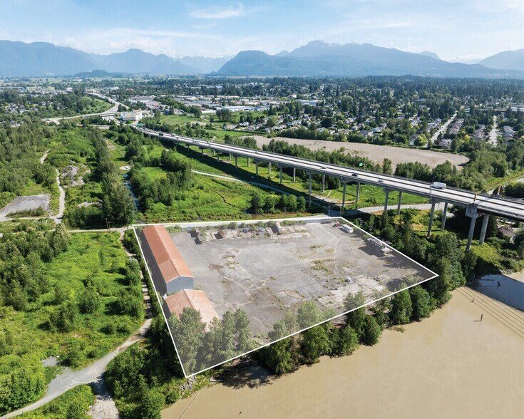 19966 Wharf St, Maple Ridge, BC à vendre - Aérien – Image 3 sur 22