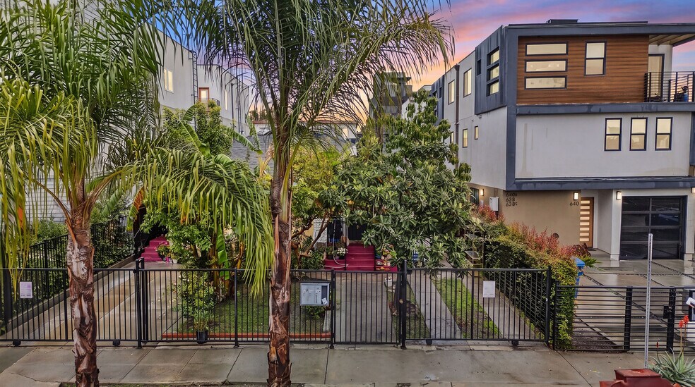 644 N Serrano Ave, Los Angeles, CA à vendre - Photo de l’immeuble – Image 3 sur 43