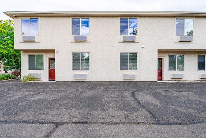 560 S Commercial Dr, Grand Junction, CO à louer - Photo de l’immeuble – Image 2 sur 11