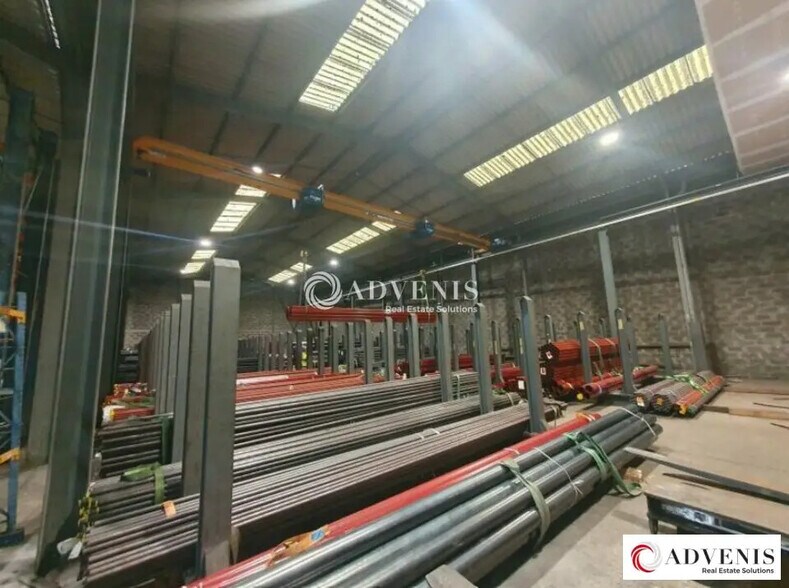 Local d’activités dans Bègles à louer - Photo de la construction – Image 2 sur 3