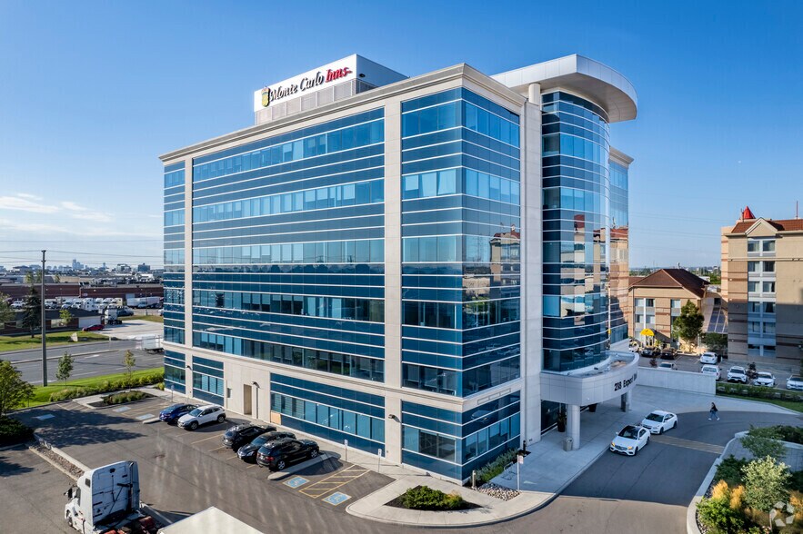 218 Export Blvd, Mississauga, ON à vendre - Aérien – Image 1 sur 6