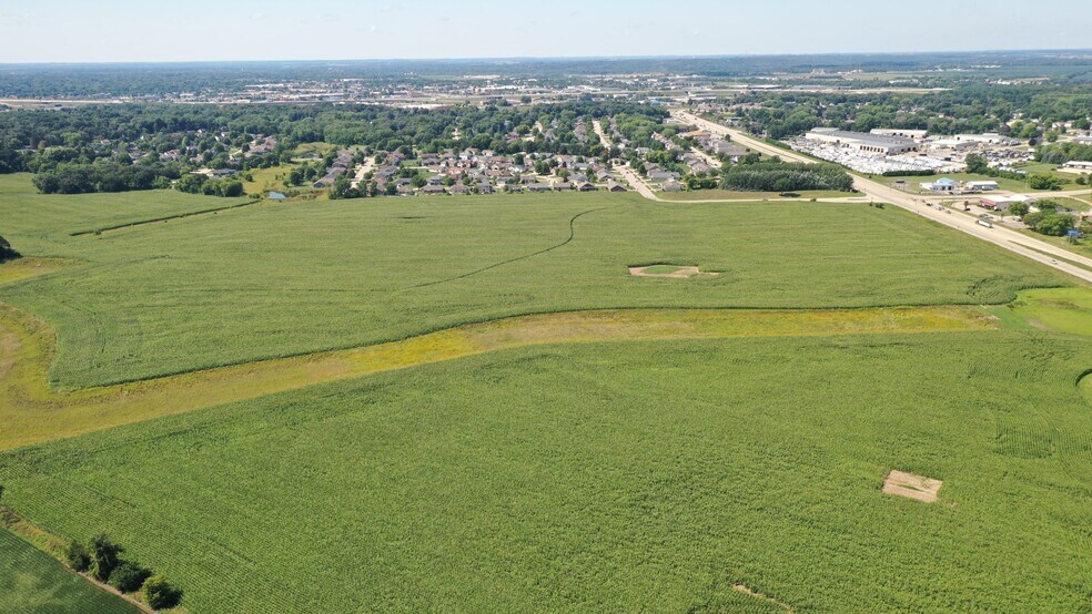 4750 Milton Ave, Janesville, WI à vendre - Photo de l’immeuble – Image 2 sur 5