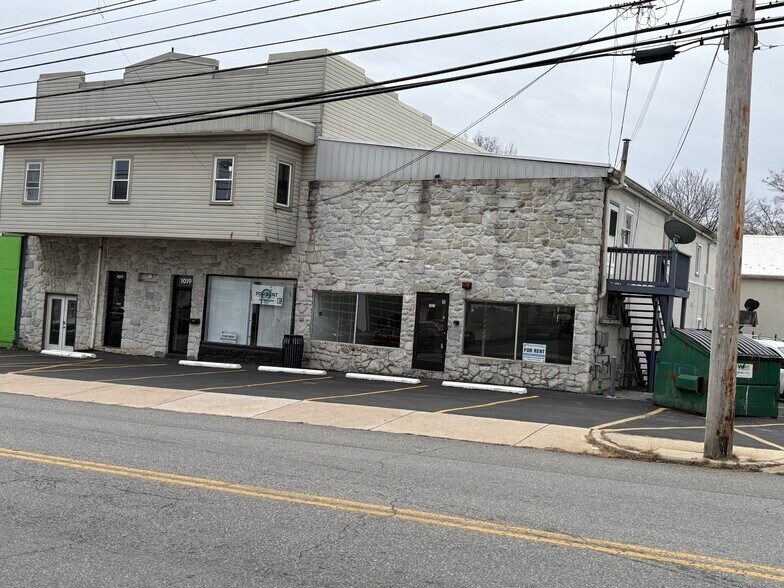 1021 W Washington St, Hagerstown, MD à vendre - Photo de l’immeuble – Image 2 sur 3
