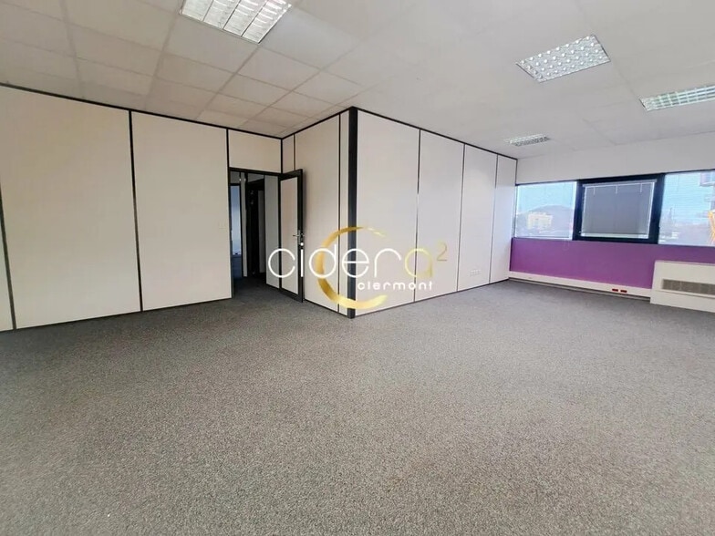 Bureau dans Aubière à louer - Photo intérieure – Image 2 sur 12