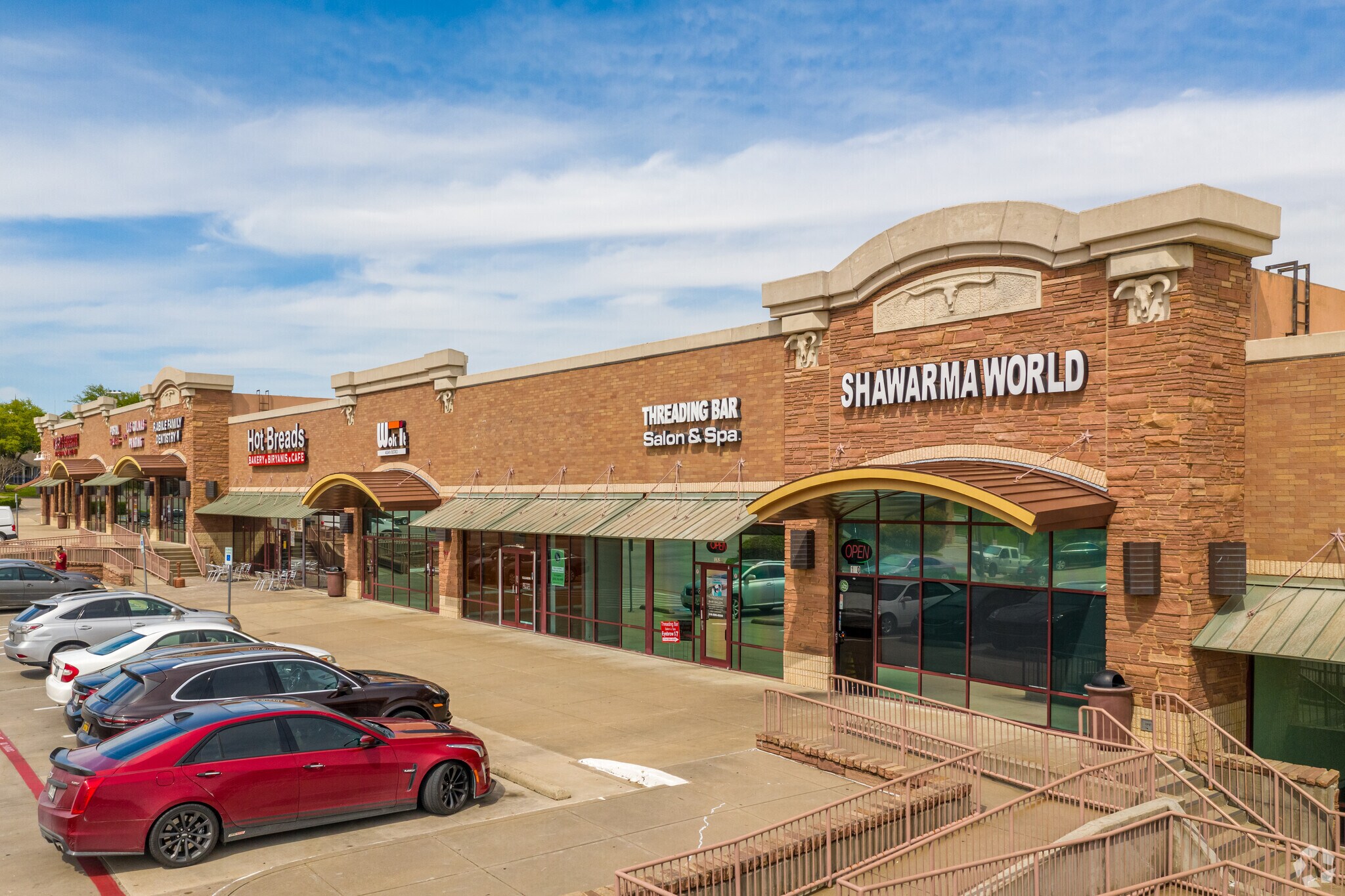 5330 N MacArthur Blvd, Irving, TX à louer Photo de l’immeuble– Image 1 sur 5